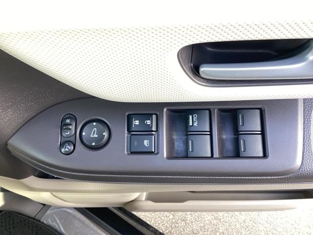 N-BOX G・Lホンダセンシング ETC/純正ナビ/バックモニター/ホンダセンシング レーダブレーキ Sヒータ Aストップ ESC キーフリーシステム LEDライト フルセグ対応 バックM TVナビ USB スマートキー クルコン(36枚目)