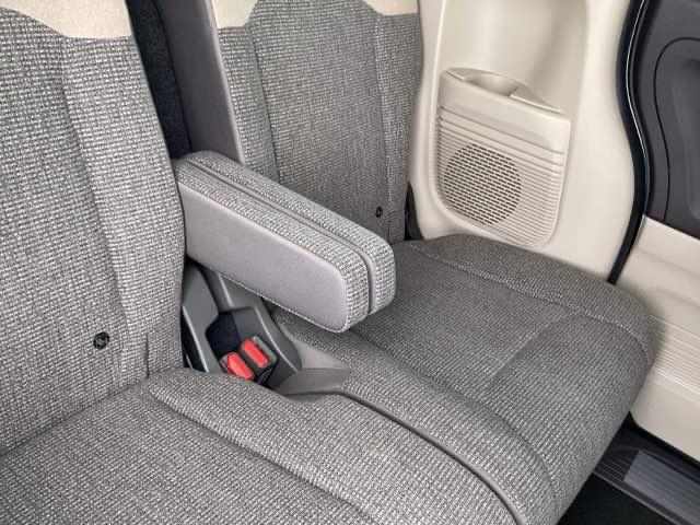 N-BOX G・Lホンダセンシング ETC/純正ナビ/バックモニター/ホンダセンシング レーダブレーキ Sヒータ Aストップ ESC キーフリーシステム LEDライト フルセグ対応 バックM TVナビ USB スマートキー クルコン(40枚目)