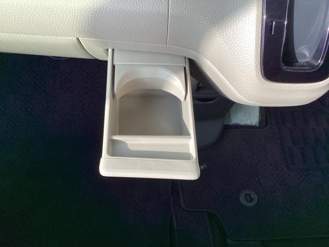 N-BOX G・Lホンダセンシング ETC/純正ナビ/バックモニター/ホンダセンシング レーダブレーキ Sヒータ Aストップ ESC キーフリーシステム LEDライト フルセグ対応 バックM TVナビ USB スマートキー クルコン(47枚目)