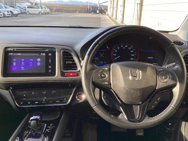 ��ɂȂ��ފ��o�̃X�e�A�����O�ł��B�����S�n�A�f�U�C�����A���쐫�ɂ���������A�C�e���ł�