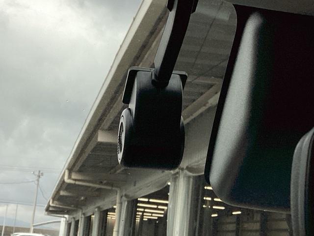 ロッキー プレミアムＧＨＥＶ　ＥＴＣ／メモリーナビ／バックモニター／全周囲カメラ　オートクルーズ　バックカメラ付き　ＵＳＢ接続　盗難防止　地デジ　サイドエアバッグ　Ｄレコ　ＬＥＤライト　ＥＴＣ付　エアバッグ　パワーステアリング（13枚目）