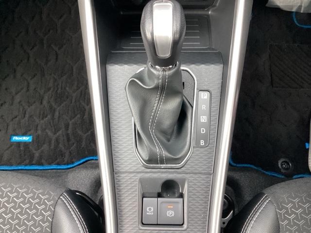 ロッキー プレミアムＧＨＥＶ　ＥＴＣ／メモリーナビ／バックモニター／全周囲カメラ　オートクルーズ　バックカメラ付き　ＵＳＢ接続　盗難防止　地デジ　サイドエアバッグ　Ｄレコ　ＬＥＤライト　ＥＴＣ付　エアバッグ　パワーステアリング（29枚目）