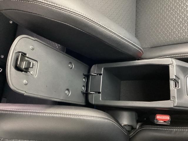 ロッキー プレミアムＧＨＥＶ　ＥＴＣ／メモリーナビ／バックモニター／全周囲カメラ　オートクルーズ　バックカメラ付き　ＵＳＢ接続　盗難防止　地デジ　サイドエアバッグ　Ｄレコ　ＬＥＤライト　ＥＴＣ付　エアバッグ　パワーステアリング（31枚目）