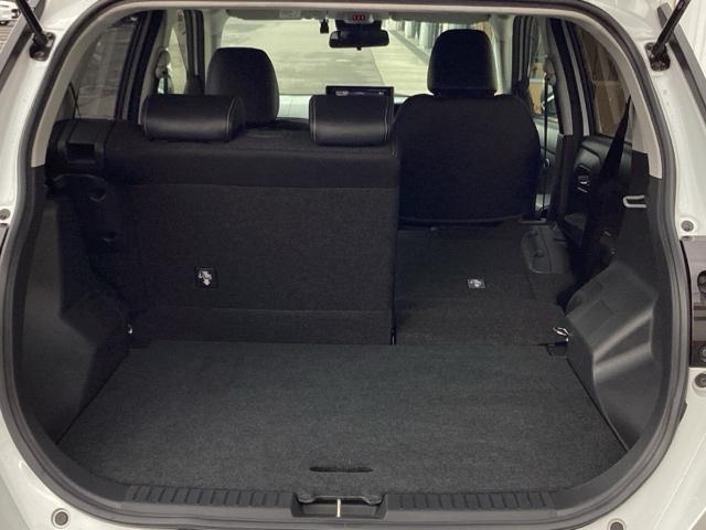 ロッキー プレミアムＧＨＥＶ　ＥＴＣ／メモリーナビ／バックモニター／全周囲カメラ　オートクルーズ　バックカメラ付き　ＵＳＢ接続　盗難防止　地デジ　サイドエアバッグ　Ｄレコ　ＬＥＤライト　ＥＴＣ付　エアバッグ　パワーステアリング（41枚目）