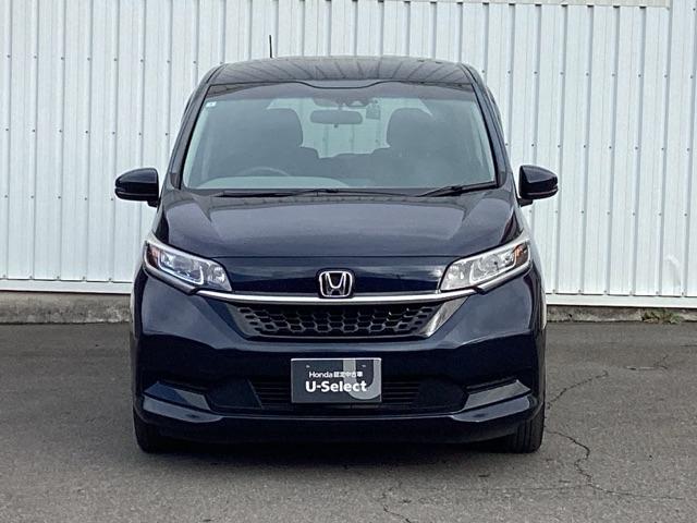 フリード Ｇ・ホンダセンシング　ＬＥＤヘッドライト＋アクティブコーナリングライト　Ｆセグ　ｉストップ　Ｗエアバッグ　パワーウィンドウ　アクティブクルーズコントロール　スマートキ　カラーバックモニター　整備点検記録簿　ＶＳＡ　エアコン（6枚目）