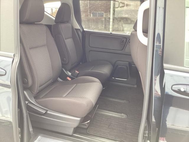 フリード Ｇ・ホンダセンシング　ＬＥＤヘッドライト＋アクティブコーナリングライト　Ｆセグ　ｉストップ　Ｗエアバッグ　パワーウィンドウ　アクティブクルーズコントロール　スマートキ　カラーバックモニター　整備点検記録簿　ＶＳＡ　エアコン（18枚目）