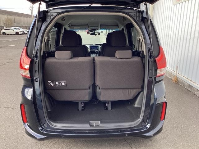 フリード Ｇ・ホンダセンシング　ＬＥＤヘッドライト＋アクティブコーナリングライト　Ｆセグ　ｉストップ　Ｗエアバッグ　パワーウィンドウ　アクティブクルーズコントロール　スマートキ　カラーバックモニター　整備点検記録簿　ＶＳＡ　エアコン（20枚目）