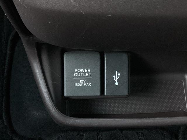 フリード Ｇ・ホンダセンシング　ＬＥＤヘッドライト＋アクティブコーナリングライト　Ｆセグ　ｉストップ　Ｗエアバッグ　パワーウィンドウ　アクティブクルーズコントロール　スマートキ　カラーバックモニター　整備点検記録簿　ＶＳＡ　エアコン（28枚目）