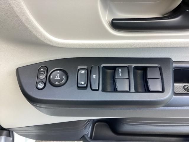 Ｎ－ＢＯＸ ベースグレード　運転席＆助手席シートヒーター　スマートキ－　カーテンエアバック　イモビライザー　ＥＣＯモード　横滑り防止　オートクルーズ　ＬＥＤヘッドライト　キーフリー　地デジ　パワーステアリング　ドライブレコーダー（38枚目）
