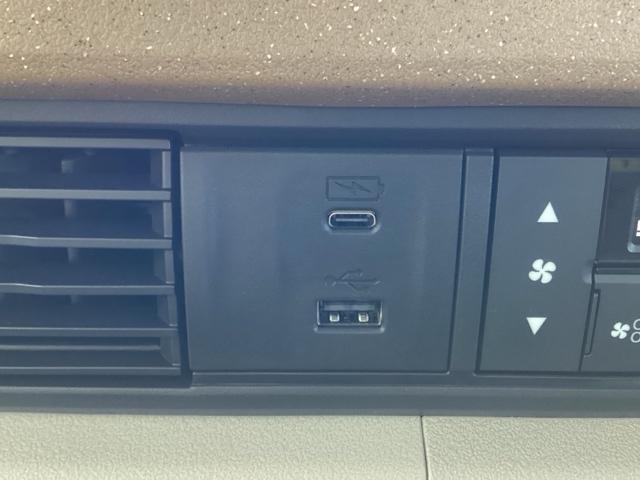 Ｎ－ＢＯＸ ベースグレード　運転席＆助手席シートヒーター　スマートキ－　カーテンエアバック　イモビライザー　ＥＣＯモード　横滑り防止　オートクルーズ　ＬＥＤヘッドライト　キーフリー　地デジ　パワーステアリング　ドライブレコーダー（48枚目）