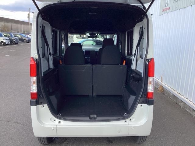 Ｎ－ＶＡＮ＋スタイル ファン　ＥＴＣ／ホンダセンシング　パーキングセンサー　追突軽減ブレーキ　キーフリー　ＷＳＲＳ　ＬＥＤヘッドランプ　整備記録簿　運転席エアバッグ　スマートキー　クルーズコントロール　パワーウィンドー　ＰＳ（18枚目）