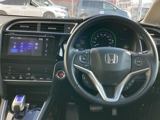 �g���������F�蒆�ÎԂt�|�r�����������͂R�̈��S�����񑩂��܂��B���g���������Ԃ̃v���������������S����O�ҋ@�ւ��`�F�b�N�������S���w������g�����������ۏ؂�����S