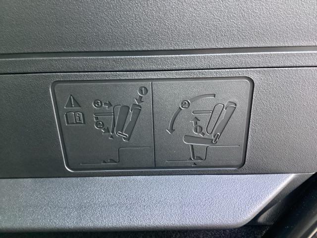 Ｎ－ＯＮＥ プレミアムツアラー　プライムスムースフロントシート　運転席／助手席シートヒーター　パーキングセンサー　ＵＳＢ　クルーズコントロール　ナビＴＶ　エアコン　ＤＶＤ　フルセグＴＶ　パワーステアリング　ドラレコ　エアバッグ（41枚目）