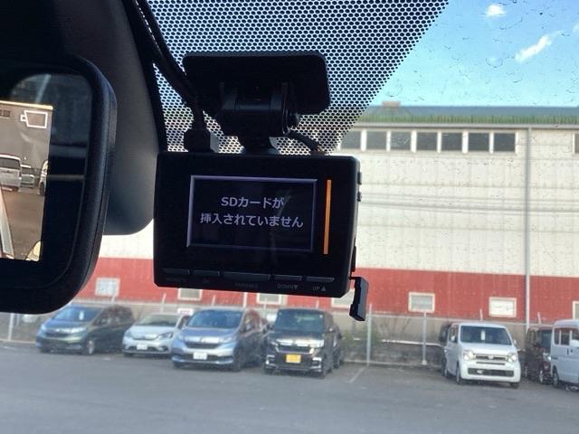 �܂����̎��̂��߂Ƀh���C�u���R�[�_�[�������Ă��܂��B��莞�ԉ摜�������ۑ��ł���̂ň��S�ł��B