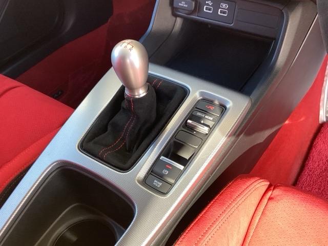 �U���}�j���A���V�t�g�ł��B���i���A��ގ��A��Ԏ����A�g�p�p�x�������̂ŃV���v���ȃf�U�C���ł��B