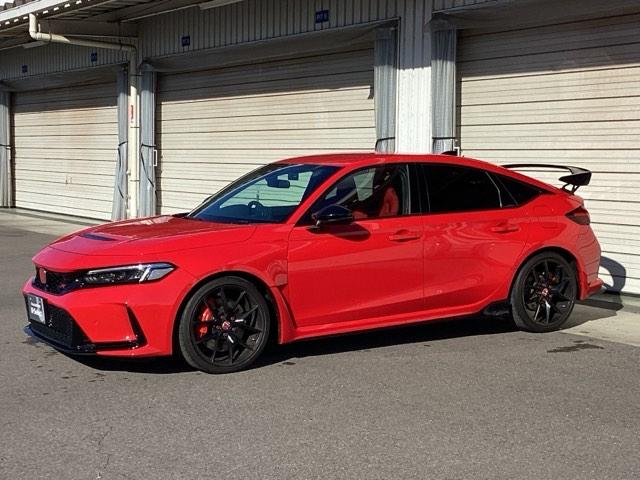 �g���������F�蒆�ÎԂt�|�r�����������͂R�̈��S�����񑩂��܂��B���g���������Ԃ̃v���������������S����O�ҋ@�ւ��`�F�b�N�������S���w������g�����������ۏ؂�����S