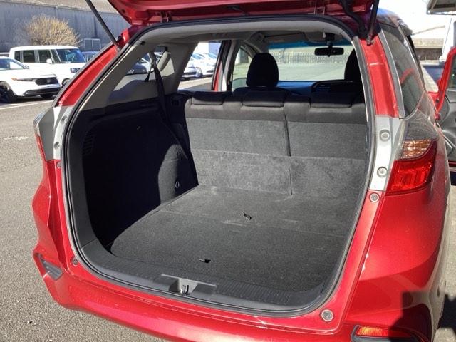 シャトル G ETC/純正ナビ/バックモニター 両席エアバック Rカメラ パワーステアリング 横滑り防止機能 メンテナンスノート オートエアコン LEDヘッドランプ ETC車載器 ABS キーレスエントリー(18枚目)