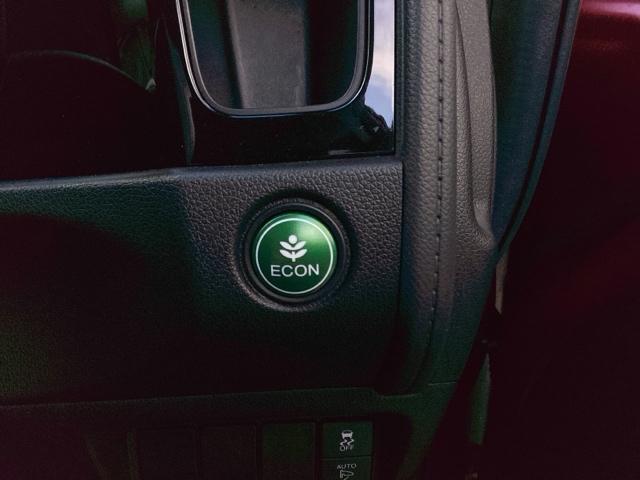 シャトル G ETC/純正ナビ/バックモニター 両席エアバック Rカメラ パワーステアリング 横滑り防止機能 メンテナンスノート オートエアコン LEDヘッドランプ ETC車載器 ABS キーレスエントリー(28枚目)