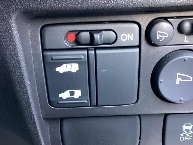 �d���X���C�h�h�A�̑��암���ł��B���A�h�A�͍������d���X���C�h�h�A�ɂȂ��Ă��܂�