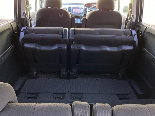 ���A�ȃV�[�g���[���