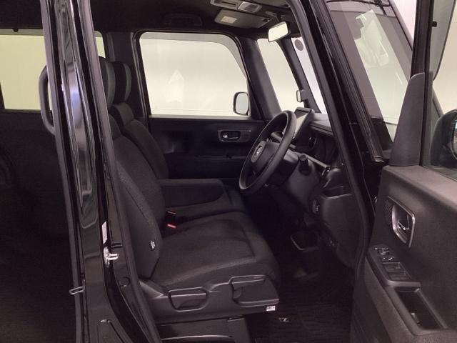 Ｎ－ＢＯＸカスタム ベースグレード　試乗車　メモリーナビ　ドラレコ　ＥＴＣ　ＵＳＢ接続　ＣＭＢＳ　Ｄレコ　ベンチシート　オートエアコン　スマートキ　ＬＥＤ　盗難防止装置　クルコン　バックカメラ　フルセグＴＶ　パワーステアリング　ＥＳＣ（16枚目）