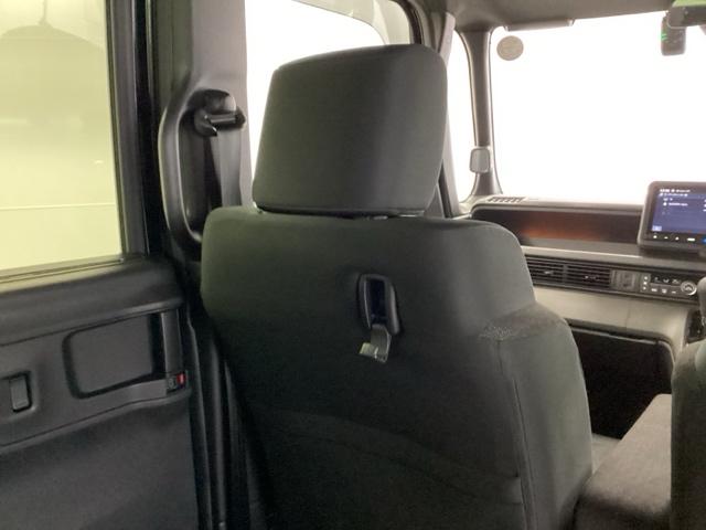 Ｎ－ＢＯＸカスタム ベースグレード　試乗車　メモリーナビ　ドラレコ　ＥＴＣ　ＵＳＢ接続　ＣＭＢＳ　Ｄレコ　ベンチシート　オートエアコン　スマートキ　ＬＥＤ　盗難防止装置　クルコン　バックカメラ　フルセグＴＶ　パワーステアリング　ＥＳＣ（26枚目）