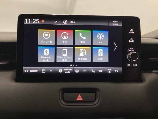 ヴェゼル ｅ：ＨＥＶＺ　メモリーナビ　ドラレコ　ＥＴＣ　リアカメラ　衝突回避支援ブレーキ機能　スマキ　Ｐトランク　フルオートエアコン　Ｄレコ　エアバッグ　両席エアバック　Ｒカメ　パワーウィンドウ　ＬＥＤランプ　ソナー　ＵＳＢ（10枚目）
