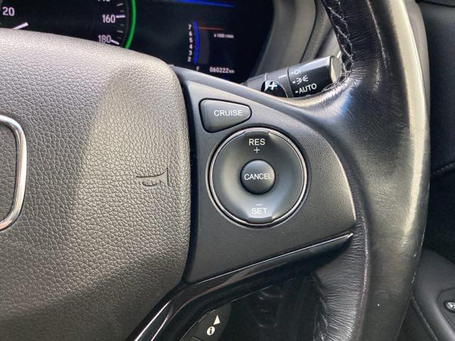 ヴェゼル ハイブリッドＺ　運転席／助手席シートヒーター　あんしんパッケージ　Ｒカメ　スマキー　ＬＥＤランプ　ＥＴＣ付　ＵＳＢ　整備記録簿　シ－トヒ－タ－　サイドカーテンエアバック　運転席助手席エアバッグ　ＶＳＡ　キーフリ（27枚目）