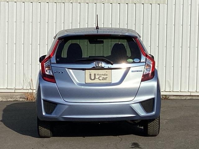 フィットハイブリッド Fパッケージコンフォートエディション 運転席/助手席シートヒーター/あんしんパッケージ 地デジフルセグ カーテンエアバッグ セキュリティアラーム ナビTV リアカメラ ETC車載器 エアコン スマートキー アイドリングストップ キーレス(9枚目)