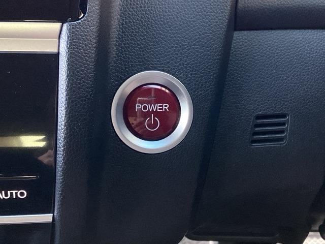 フィットハイブリッド Fパッケージコンフォートエディション 運転席/助手席シートヒーター/あんしんパッケージ 地デジフルセグ カーテンエアバッグ セキュリティアラーム ナビTV リアカメラ ETC車載器 エアコン スマートキー アイドリングストップ キーレス(21枚目)