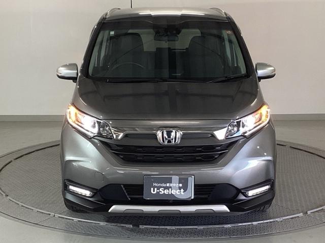 �k�d�c�w�b�h���C�g�𑕔����Ă��܂��B�k�d�c�w�b�h���C�g�͂ƂĂ����邭�A�J�̓����ԑ��s�����S�E���S�ł��B