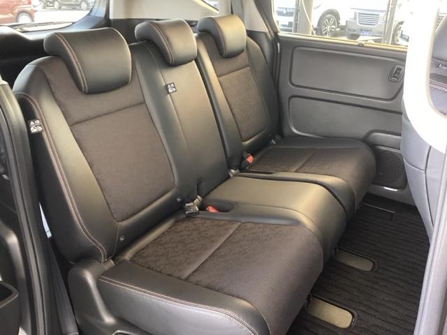 �t���b�g�ȏ��ƕG���⓪��X�y�[�X�ȂǏ\���ȍL��������܂��B