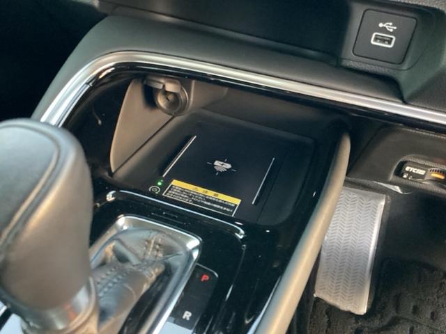 ヴェゼル ｅ：ＨＥＶＺ　ブラインドスポットインフォメーション／後退出庫サポート／ハンズフリーアクセスパワーテールゲート（予約クローズ機能付　地上デジタル　ＵＳＢ入力　シートＨ　サイドエアＢ　サイドカメラ　パークセンサー（18枚目）