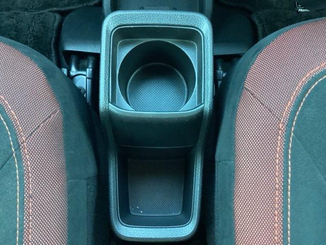 Ｎ－ＯＮＥ ＲＳ　ラックススウェードＸジャージフロントシート／運転席／助手席シートヒーター　ＵＳＢポート　地デジＴＶ　Ｒカメ　イモビライザー　Ｄレコ　シートＨ　ＶＳＡ　ＬＥＤライト　スマキー　キーフリー　ＡＢＳ　ＡＡＣ（26枚目）