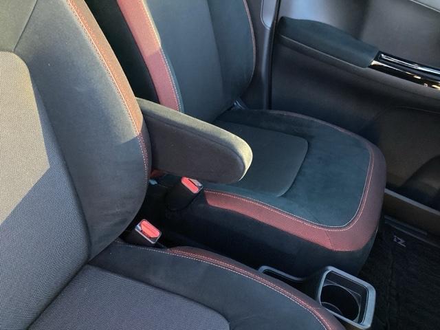 Ｎ－ＯＮＥ ＲＳ　ラックススウェードＸジャージフロントシート／運転席／助手席シートヒーター　ＵＳＢポート　地デジＴＶ　Ｒカメ　イモビライザー　Ｄレコ　シートＨ　ＶＳＡ　ＬＥＤライト　スマキー　キーフリー　ＡＢＳ　ＡＡＣ（36枚目）