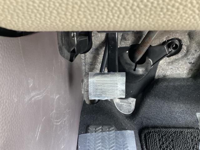 Ｎ－ＢＯＸ Ｇ　ＥＴＣ／純正ナビ／バックモニター　スマートキ－　セキュリティーアラーム　ＡＣ　ＤＶＤ再生可　ＥＴＣ付　キーフリー　ドライブレコーダー　ＬＥＤライト　横滑り防止機能　Ｂカメラ　デュアルエアバッグ　記録簿（23枚目）