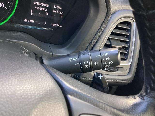 ヴェゼル ハイブリッドＸ・ホンダセンシング　ＬＥＤヘッドライト／ハロゲンフォグライト　地デジＴＶ　アクティブクルーズコントロール　リアカメラ　サイドカーテンエアバック　スマートキープッシュスタート　ＵＳＢポート　横滑り防止機能　ＤＶＤ再生（27枚目）