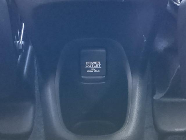 ヴェゼル ハイブリッドＸ・ホンダセンシング　ＬＥＤヘッドライト／ハロゲンフォグライト　地デジＴＶ　アクティブクルーズコントロール　リアカメラ　サイドカーテンエアバック　スマートキープッシュスタート　ＵＳＢポート　横滑り防止機能　ＤＶＤ再生（34枚目）