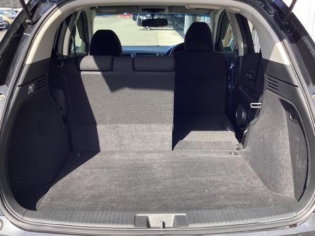 ヴェゼル ハイブリッドＸ・ホンダセンシング　ＬＥＤヘッドライト／ハロゲンフォグライト　地デジＴＶ　アクティブクルーズコントロール　リアカメラ　サイドカーテンエアバック　スマートキープッシュスタート　ＵＳＢポート　横滑り防止機能　ＤＶＤ再生（37枚目）