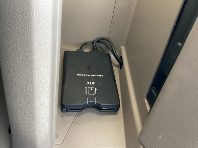 Ｎ－ＯＮＥ Ｇ　ダブルエアバッグ　インテリジェントキー　盗難警報装置　フルオートエアコン　点検記録簿　ＥＴＣ付き　ベンチシ－ト　ＰＳ　ＰＷ　運転席エアバッグ　ＡＢＳ　アイドリングストップ付き　キーレス付き　ＶＤＣ（14枚目）