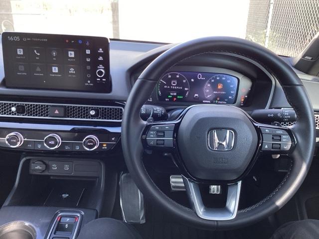 ��ɂȂ��ފ��o�̃X�e�A�����O�ł��B�����S�n�A�f�U�C�����A���쐫�ɂ���������A�C�e���ł�