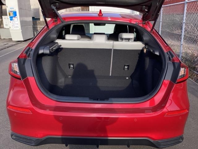 ����ȃe�[���Q�[�g�ł��B���L�A�Ⴂ���ʂő傫�ȉו��̏o�����ꂪ�ȒP�ɂȂ�܂��B	�R���p�N�g�{�f�B�[�Ȃ̂ɁA�׎��͂���ȂɍL�X�I��������ו����ς߂܂���B