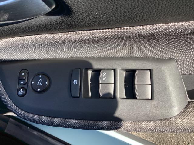 �^�]�ȃh�A�X�C�b�`