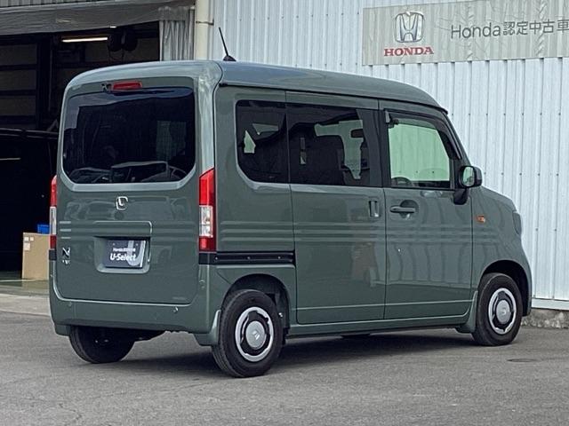 �o�b�N�J�������t���Ă���̂Ńo�b�N�ł̎Ԍɓ�������S�ł��B