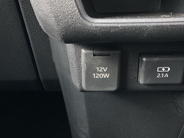 �y�A�N�Z�T���[�\�P�b�g�i�d���\�P�b�g�j�z�d������P�[�u�����Ȃ��΁A�X�}�[�g�t�H���Ȃǂ̓d�q�@��̏[�d�Ȃǂ��s�����Ƃ��ł��܂��I�Q�[���@���A�J�����̏[�d�ɂ��֗��ł��ˁB