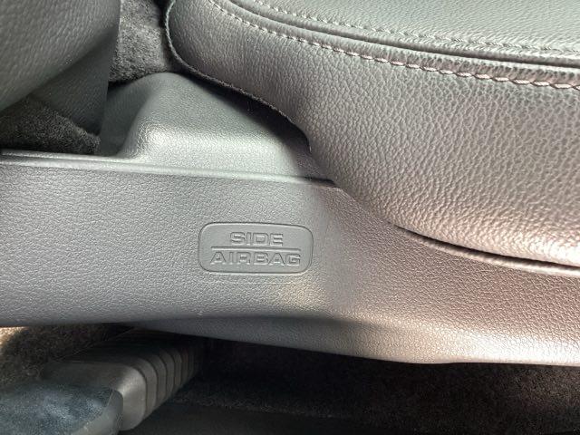 �y�T�C�h�G�A�o�b�N�z���ʂ���̏Փ˂ɂ�������G�A�o�b�O�𑕔��B���S�������܂�܂��B