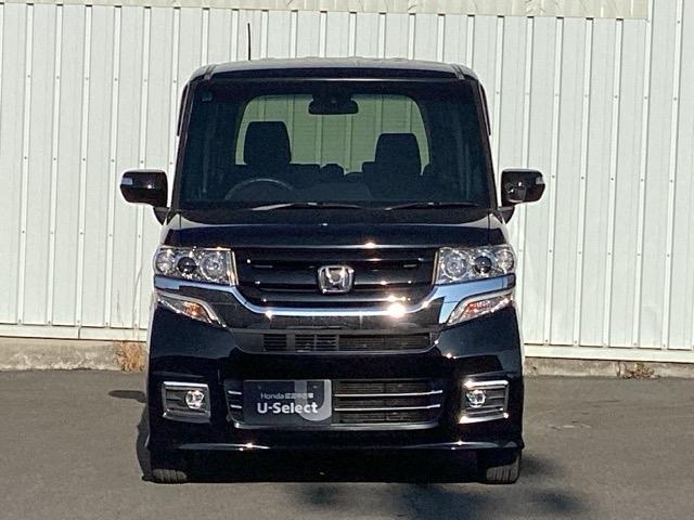 Ｎ－ＢＯＸカスタム ＧＳＳブラックスタイルパッケージ　ＥＴＣ／純正ナビ／バックモニター　リアカメラ　スマートキー　シートヒータ　フルセグＴＶ　ＡＢＳ　横滑り防止機能　ナビＴＶ　キーフリー　ベンチシート　パワステ　カーテンエアバック　セキュリティー　ＰＷ（6枚目）