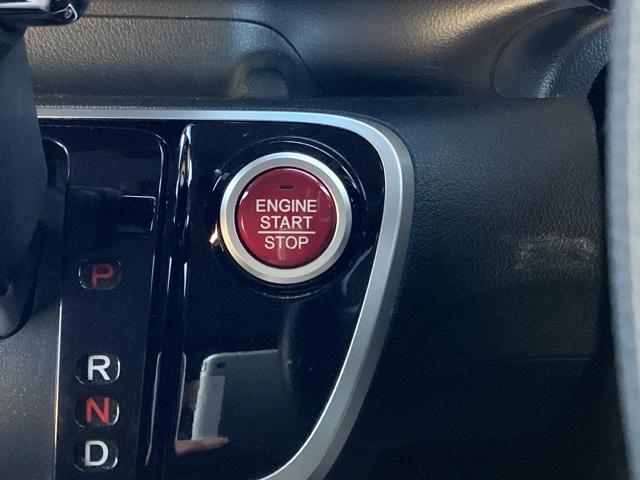 Ｎ－ＢＯＸカスタム ＧＳＳブラックスタイルパッケージ　ＥＴＣ／純正ナビ／バックモニター　リアカメラ　スマートキー　シートヒータ　フルセグＴＶ　ＡＢＳ　横滑り防止機能　ナビＴＶ　キーフリー　ベンチシート　パワステ　カーテンエアバック　セキュリティー　ＰＷ（23枚目）