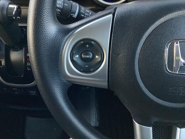 Ｎ－ＢＯＸカスタム ＧＳＳブラックスタイルパッケージ　ＥＴＣ／純正ナビ／バックモニター　リアカメラ　スマートキー　シートヒータ　フルセグＴＶ　ＡＢＳ　横滑り防止機能　ナビＴＶ　キーフリー　ベンチシート　パワステ　カーテンエアバック　セキュリティー　ＰＷ（27枚目）