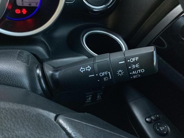 Ｎ－ＢＯＸカスタム ＧＳＳブラックスタイルパッケージ　ＥＴＣ／純正ナビ／バックモニター　リアカメラ　スマートキー　シートヒータ　フルセグＴＶ　ＡＢＳ　横滑り防止機能　ナビＴＶ　キーフリー　ベンチシート　パワステ　カーテンエアバック　セキュリティー　ＰＷ（28枚目）